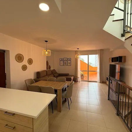 Dodomi * Costa Adeje (Tenerife)